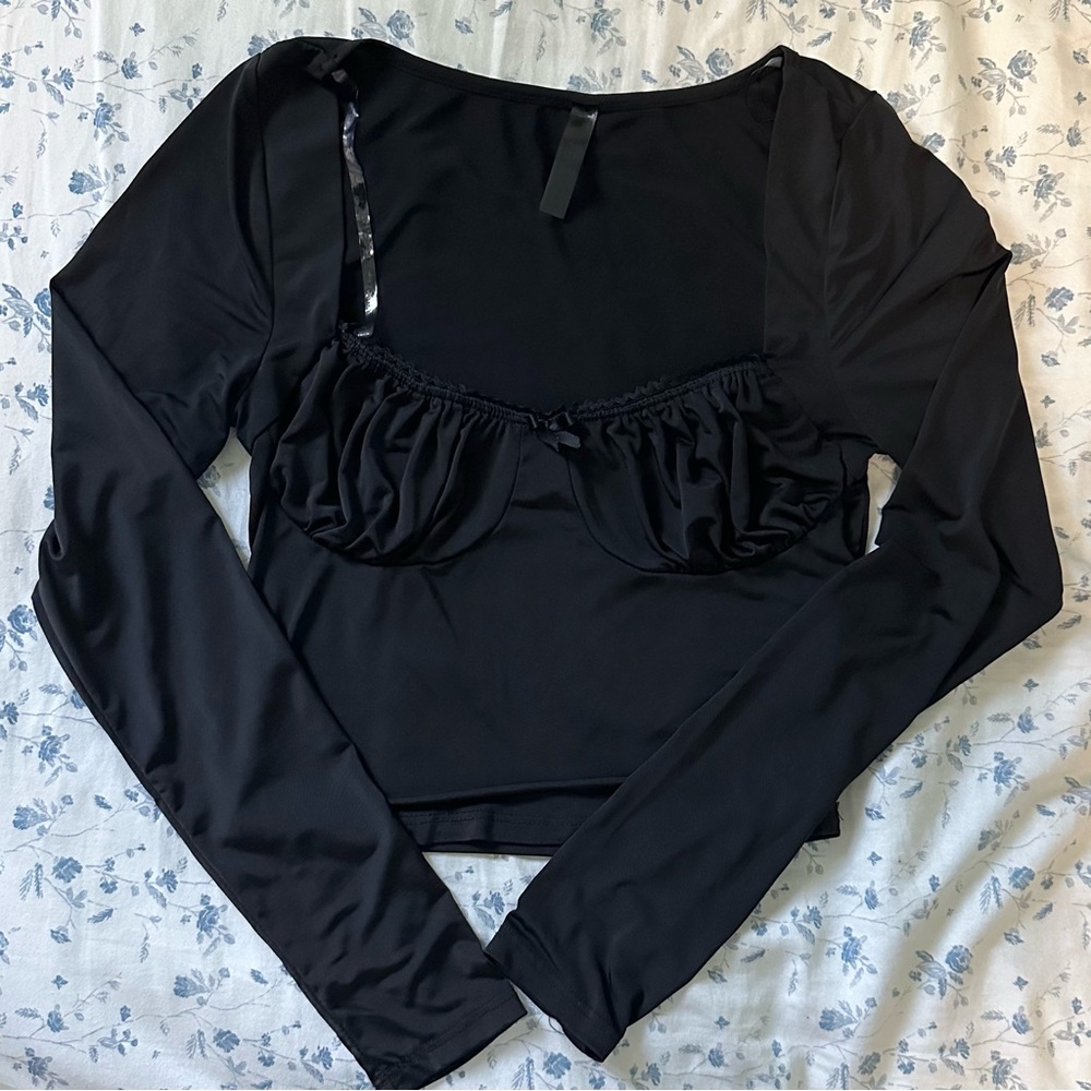 Black milkmaid long sleeve